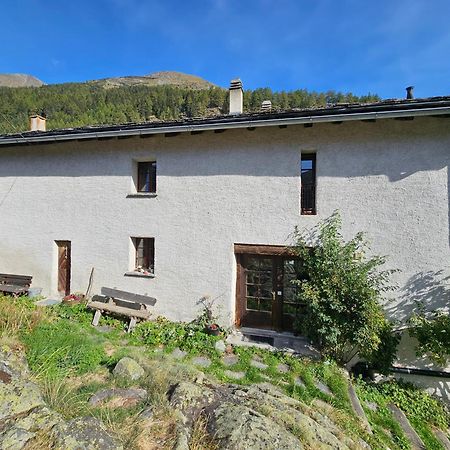 Bourg-Saint-Pierre : Le Cachet D'Antan Διαμέρισμα Εξωτερικό φωτογραφία